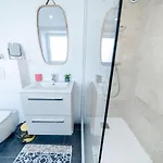דירה Comfortable In 2nd Train Station And Confluence Nearby *