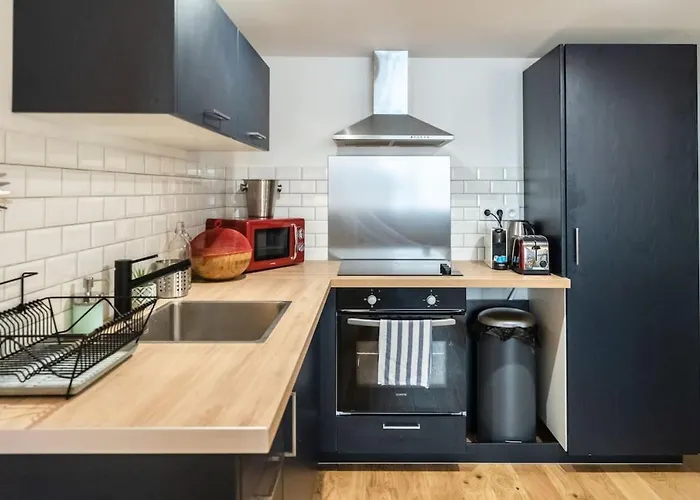 Apartamento Comfortable In 2nd Train Station And Confluence Nearby