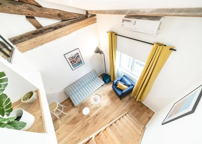 Comfortable In 2nd Train Station And Confluence Nearby *